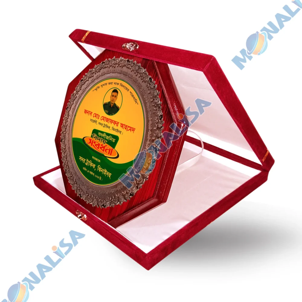 wooden standart crest 13 - Image 3