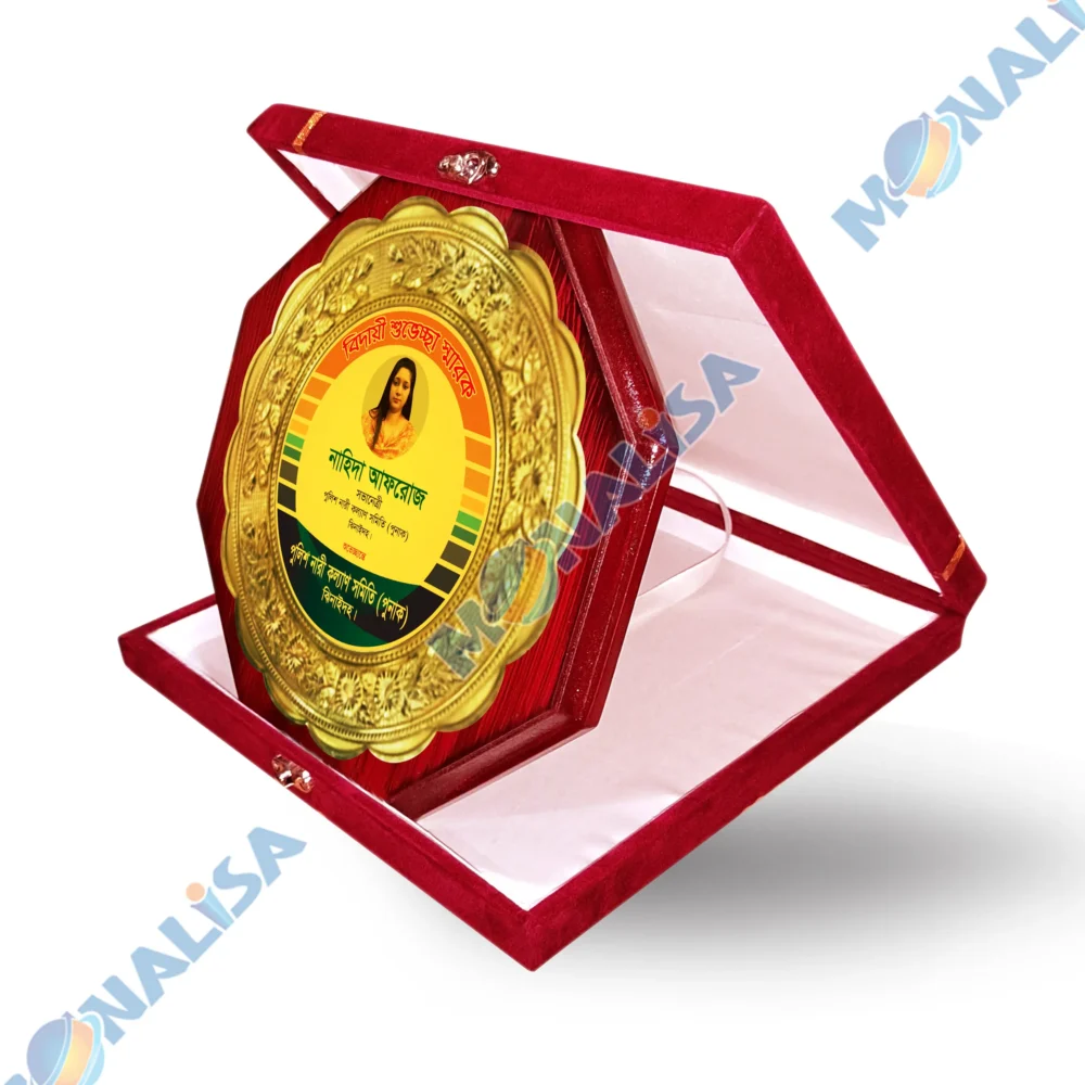 wooden standart crest 16 - Image 3