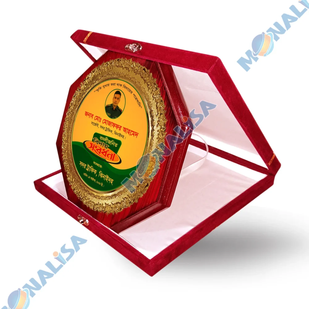 wooden standart crest 18 - Image 3