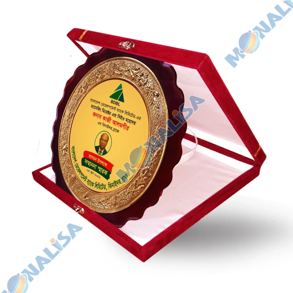 wooden standart crest 9 - Image 3